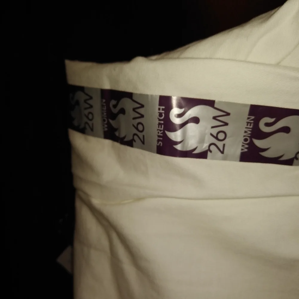 Gloria Vanderbilt plus size - Picture 7 of 7